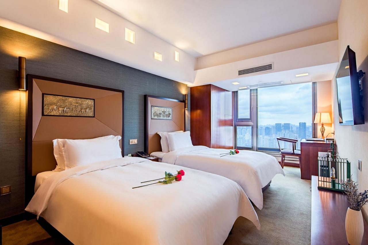 Lujia International Hotel Чънду Екстериор снимка