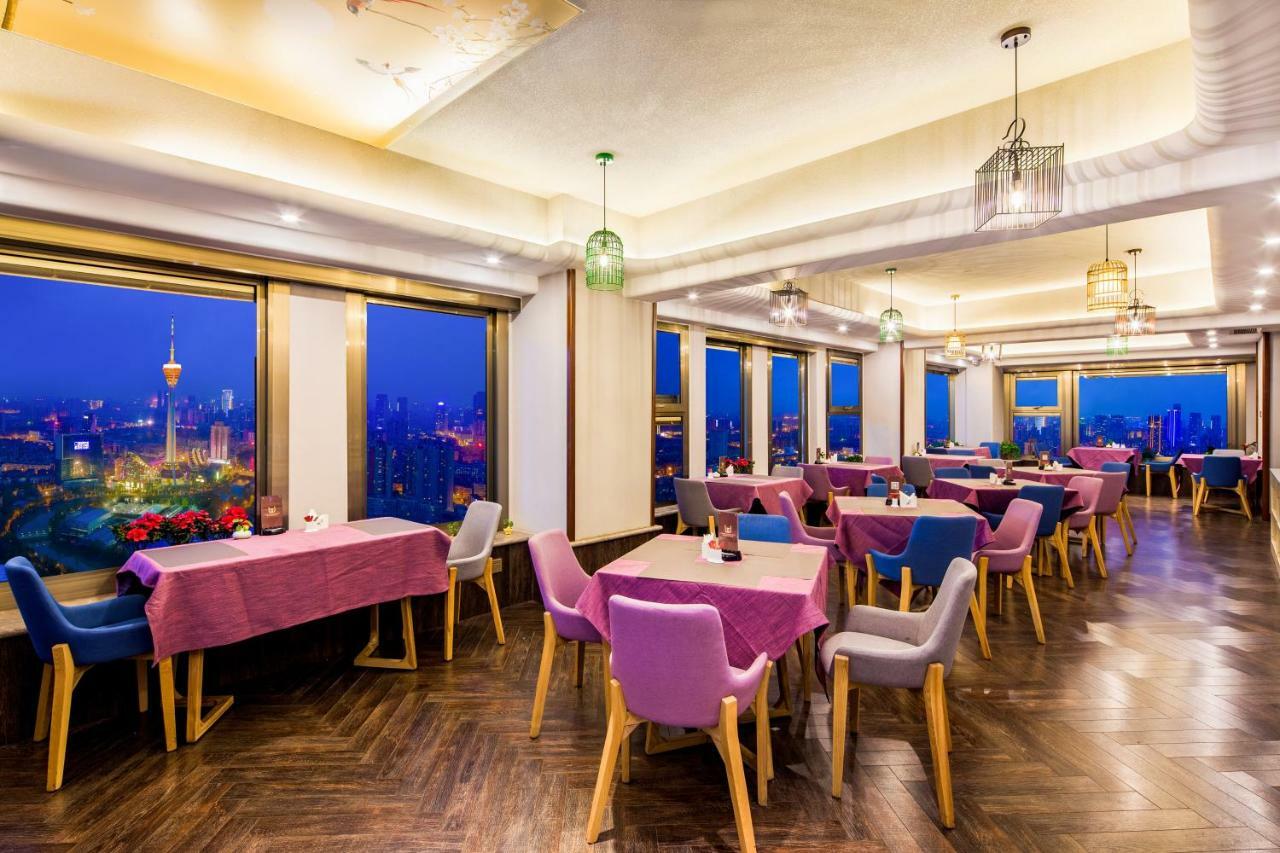 Lujia International Hotel Чънду Екстериор снимка